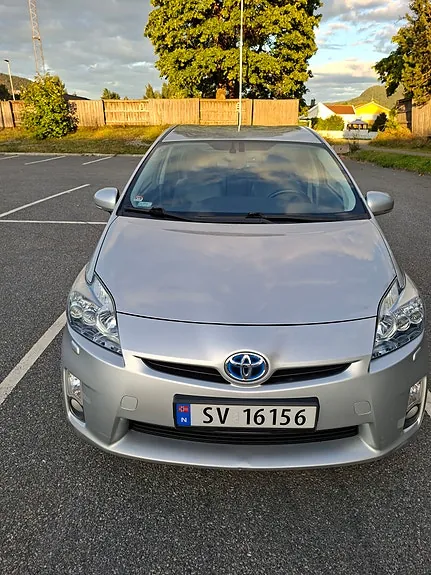 Toyota Prius 2011 photo 3