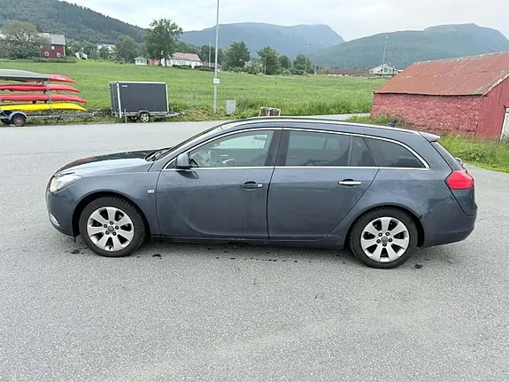 Opel Insignia 2010 photo 2