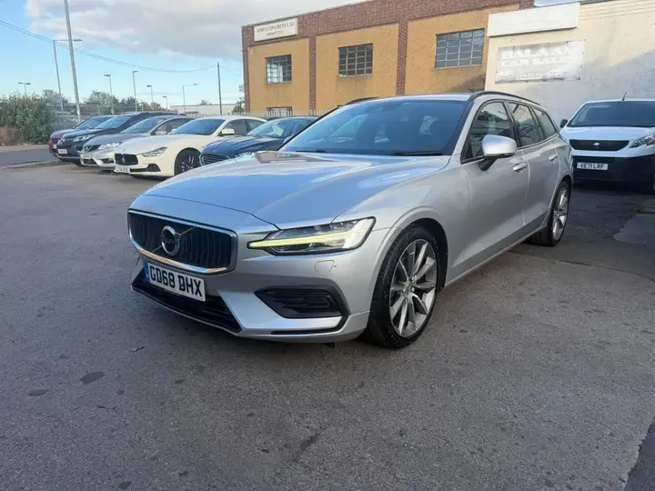 Volvo V60 2019 photo 3