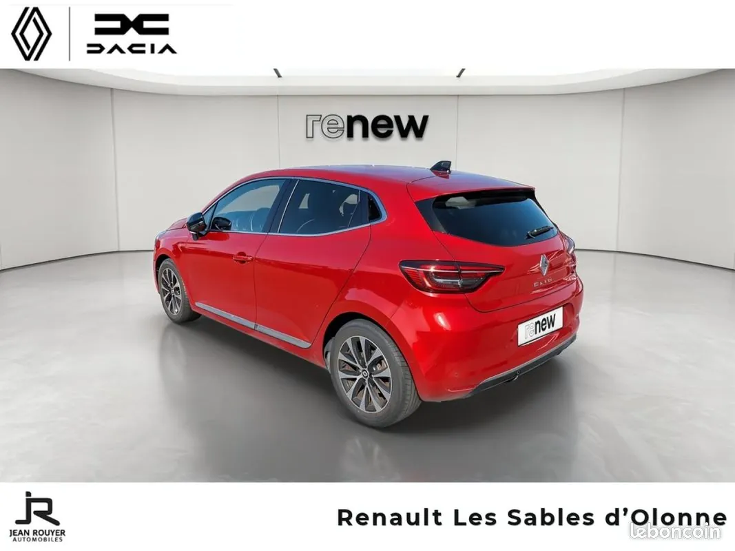 Renault Clio 2023 photo 3