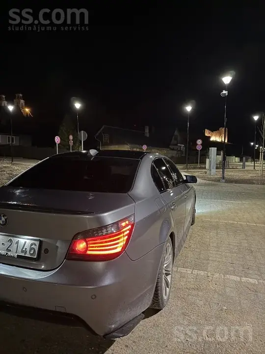 BMW 530 2004 photo 3