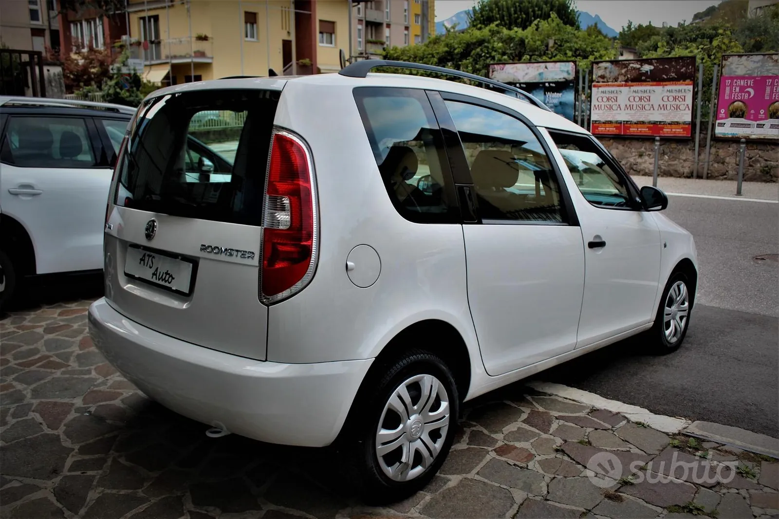 Skoda Roomster 2013 photo 4