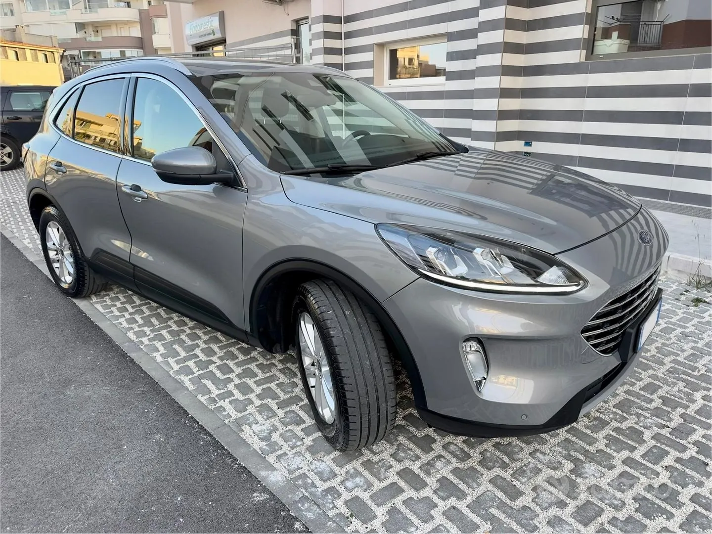 Ford Kuga 2021 photo 3