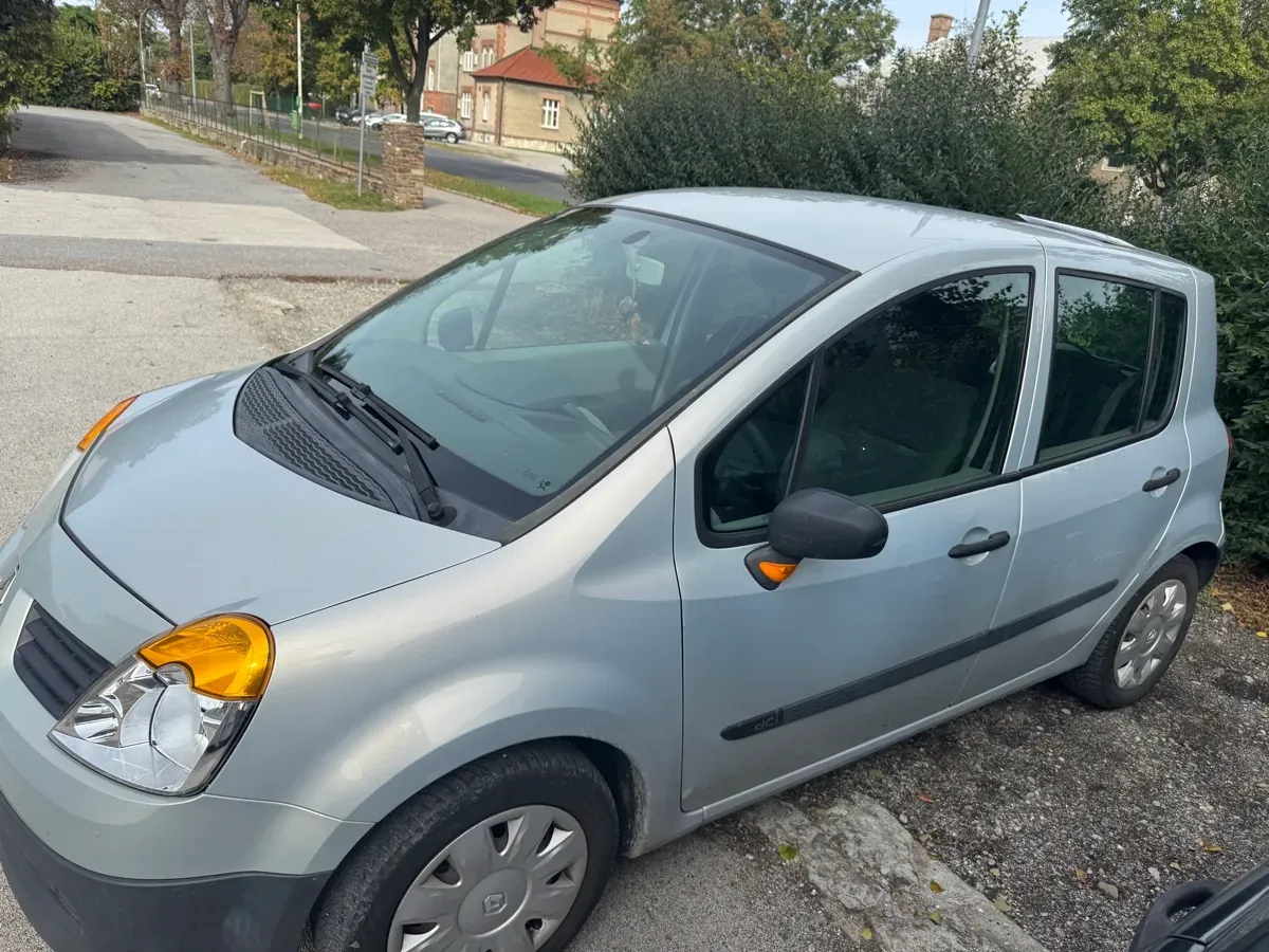 Renault Modus 2005 photo 3