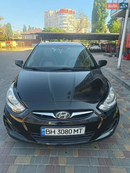 Hyundai Accent