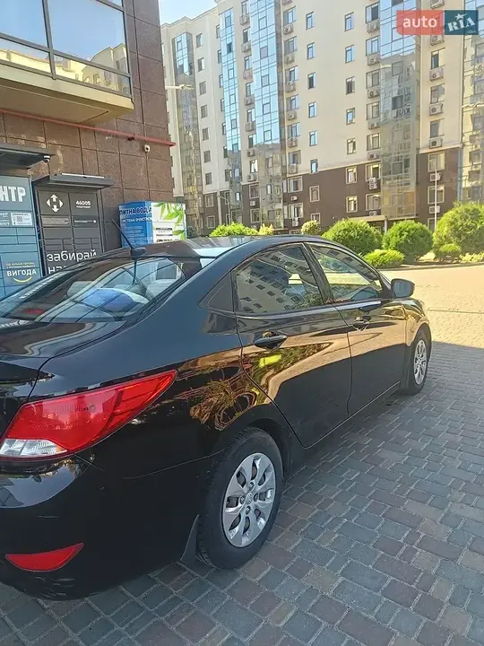 Hyundai Accent 2015 photo 3