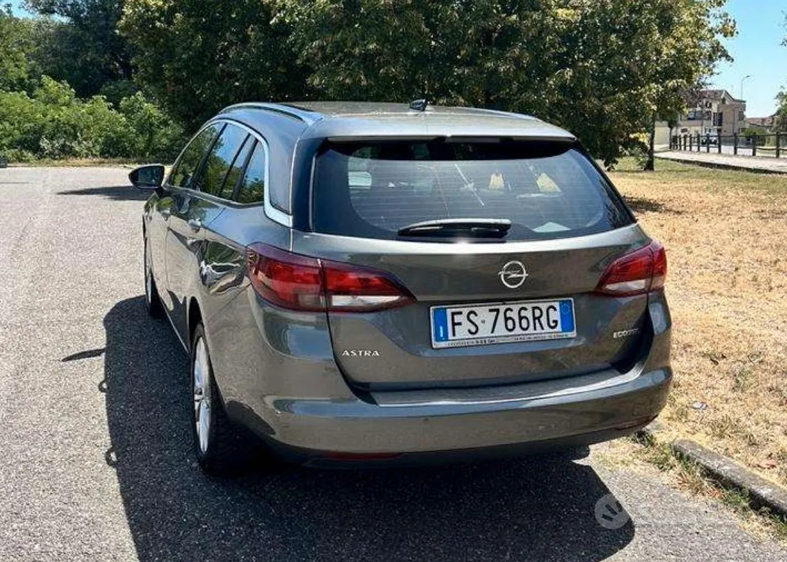 Opel Astra 2018 photo 3