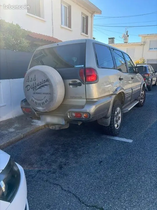 Nissan Terrano 2002 photo 2