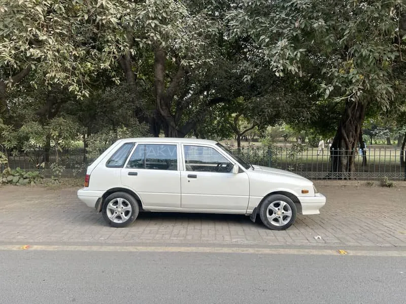 Suzuki Khyber