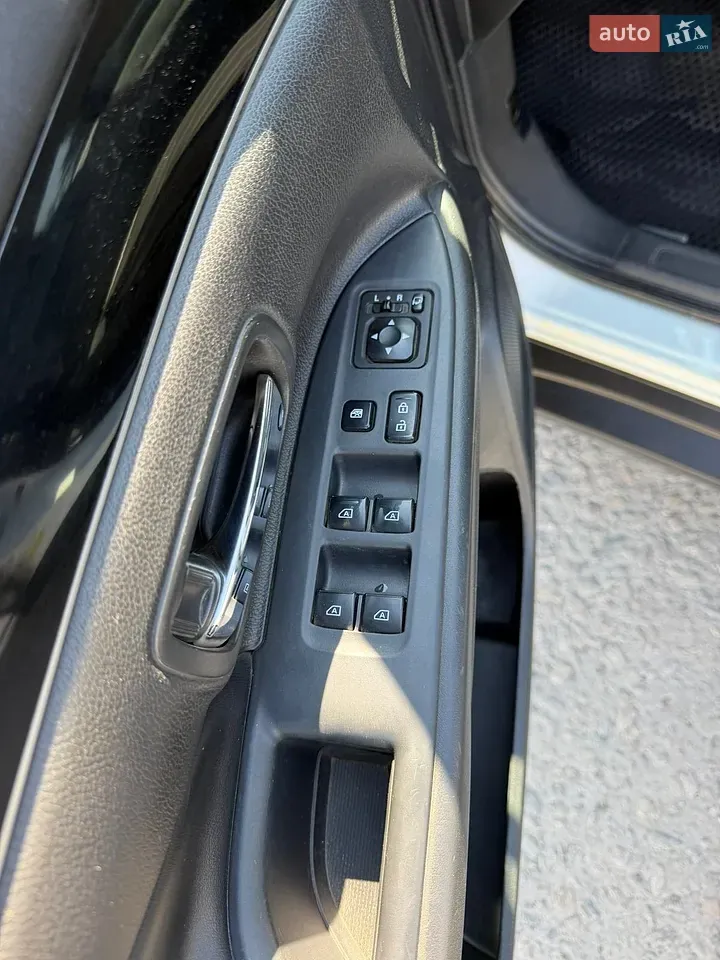 Mitsubishi Outlander 2021 photo 3
