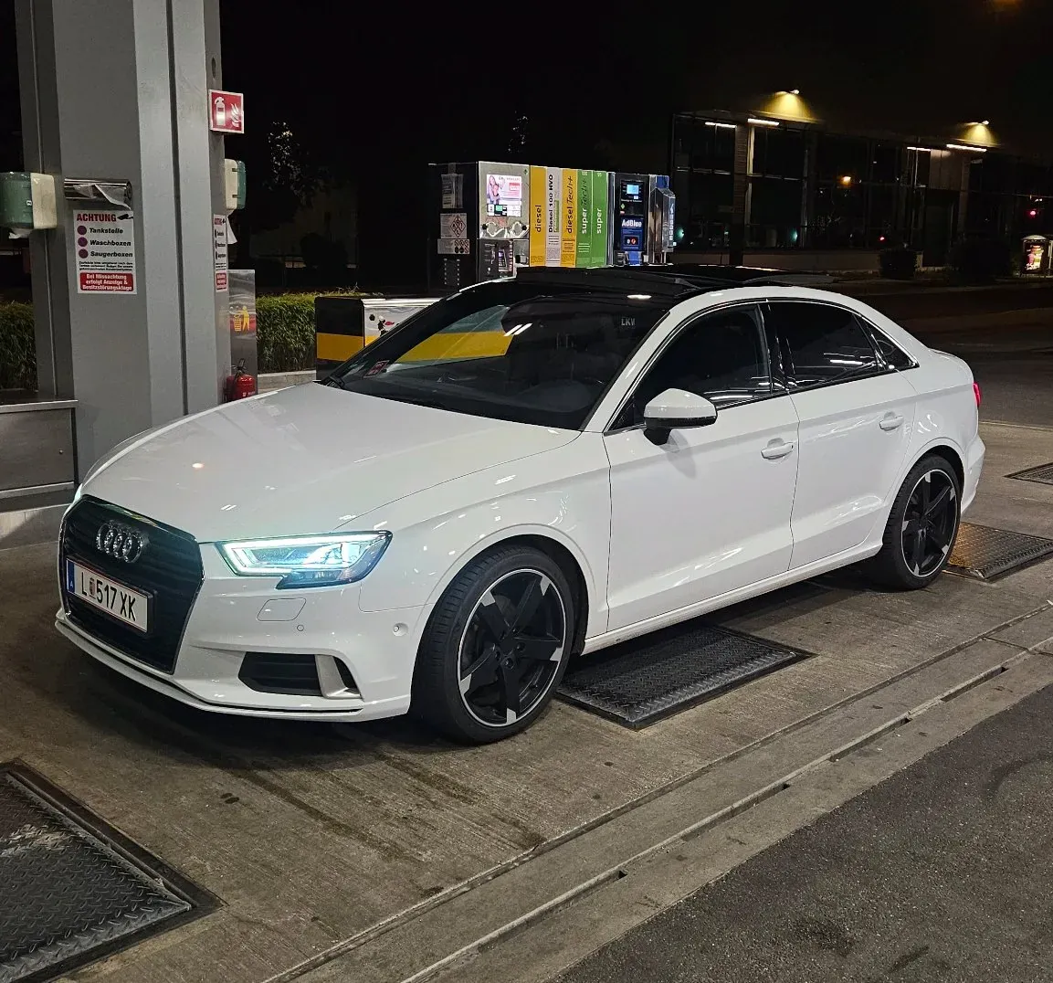 Audi A3 2016 photo 2