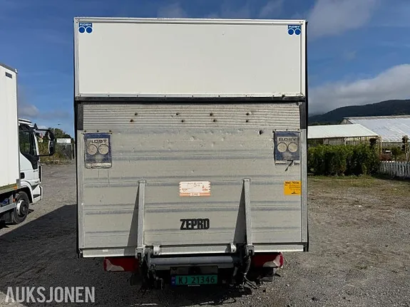 Mercedes-Benz Sprinter 2010 photo 4