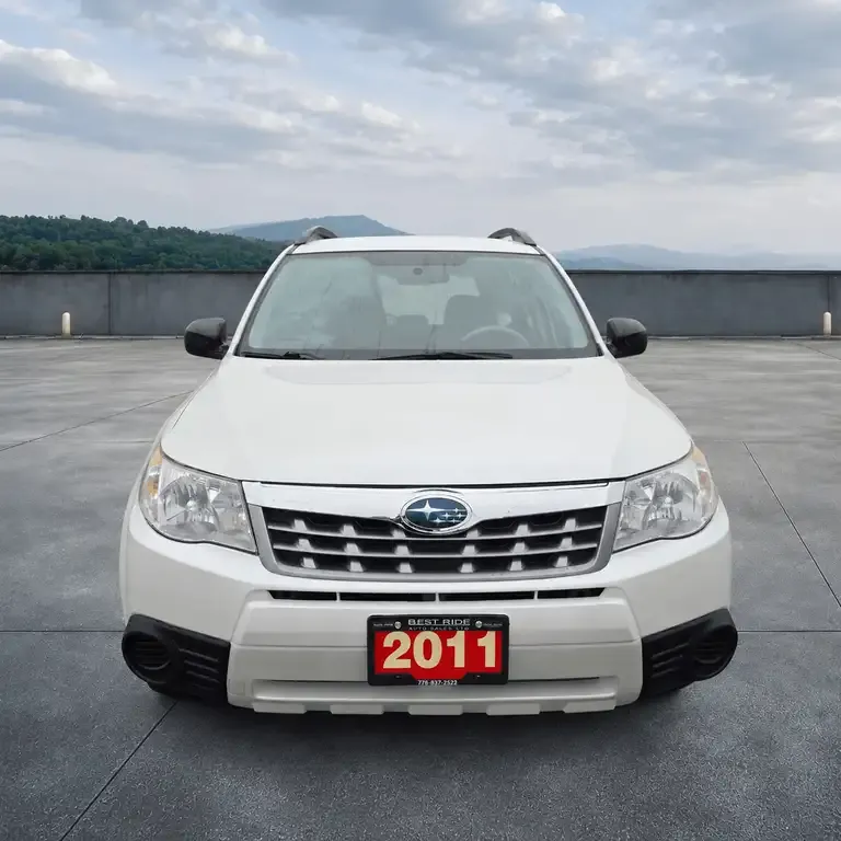 Subaru Forester 2011 photo 2