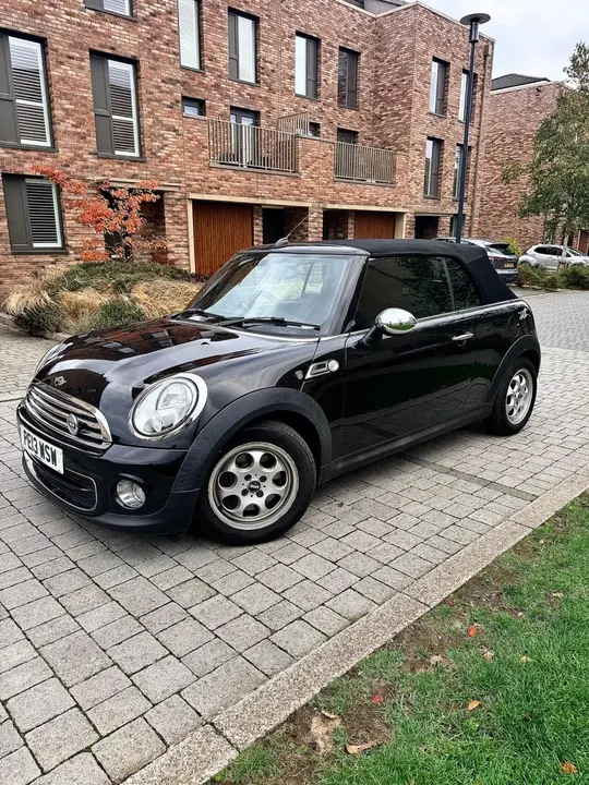 Mini One 2013 photo 2