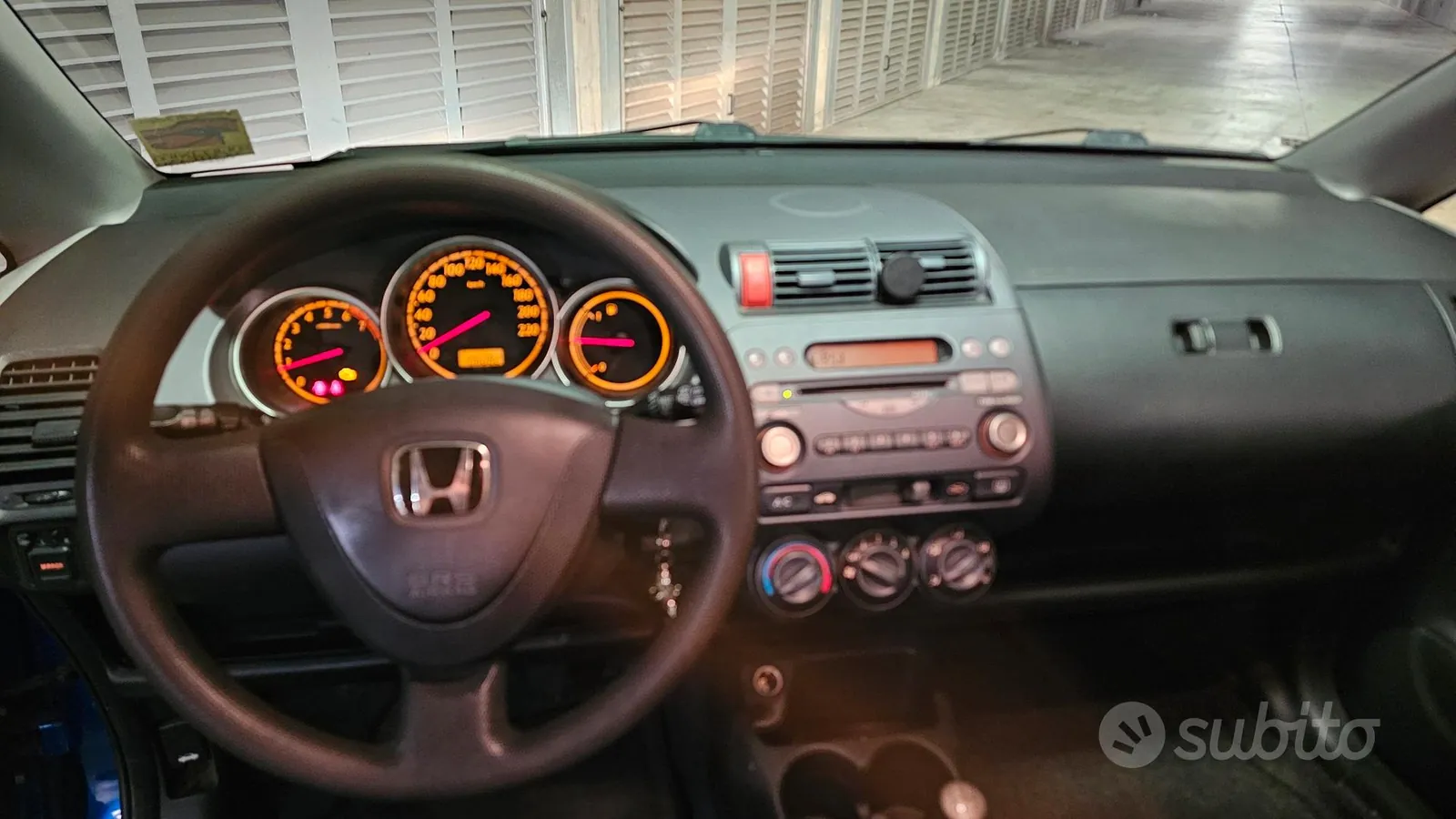 Honda Jazz 2004 photo 5