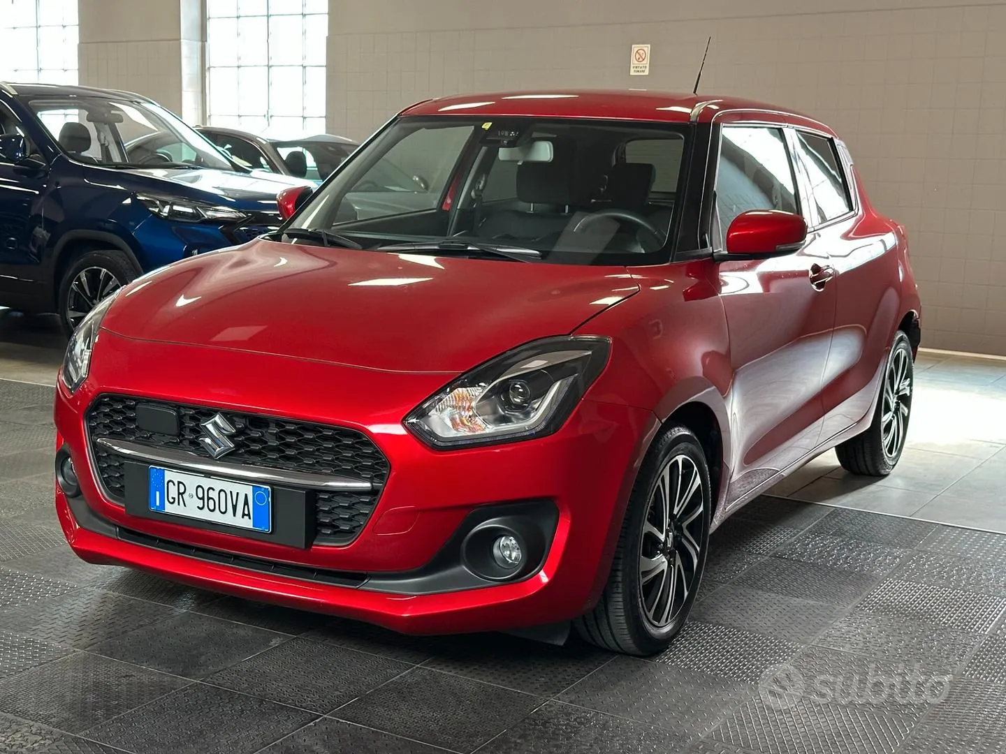 Suzuki Swift 2023 photo 3