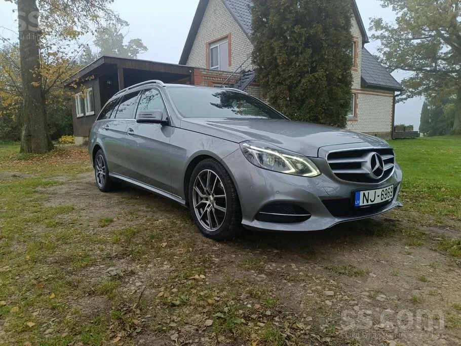 Mercedes-Benz E200
