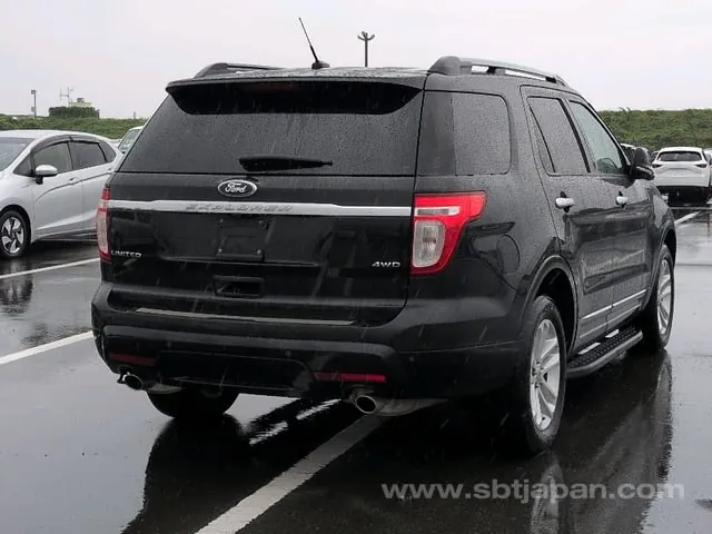 Ford Explorer 2011 photo 4