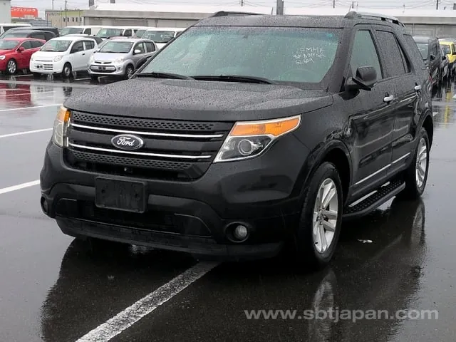 Ford Explorer 2011 photo 2