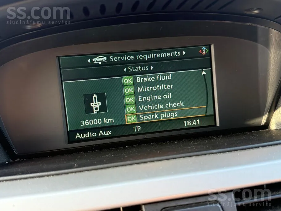 BMW 318 2006 photo 4