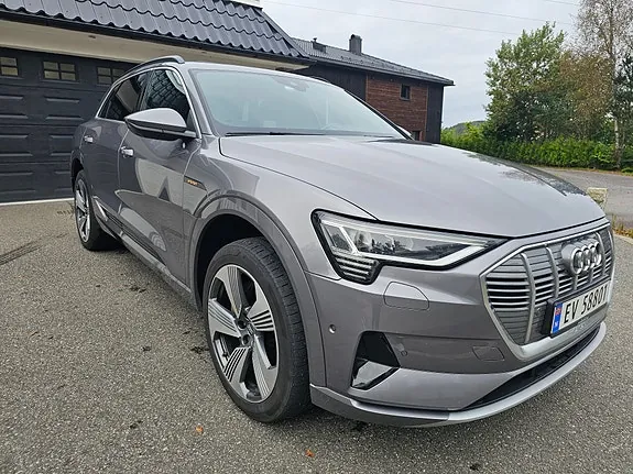 Audi E-Tron 2019 photo 2