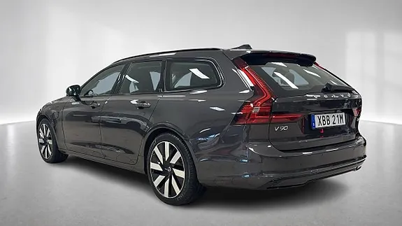 Volvo V90 2026 photo 2