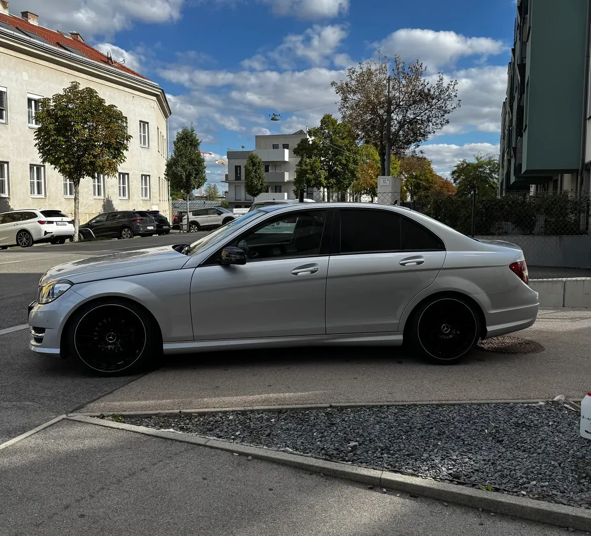 Mercedes-Benz C-Class 2012 photo 3