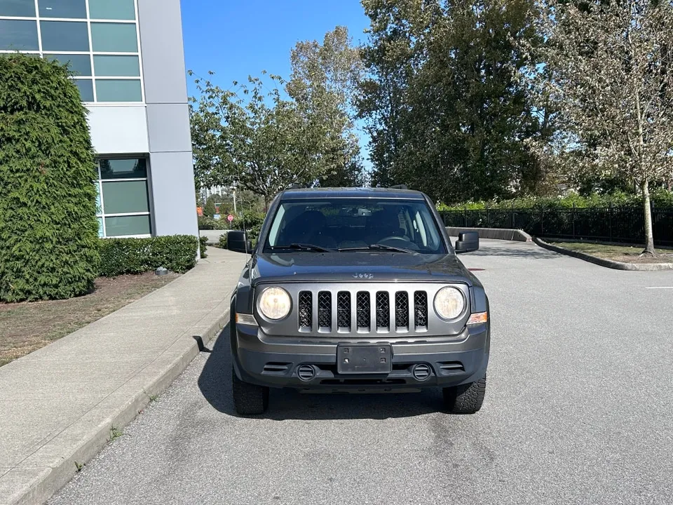 Jeep Patriot 2011 photo 5