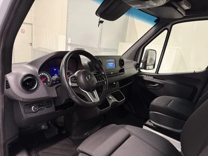 Mercedes-Benz Sprinter 2022 photo 3