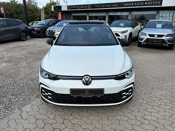 Volkswagen Golf Viii 2021 photo 2