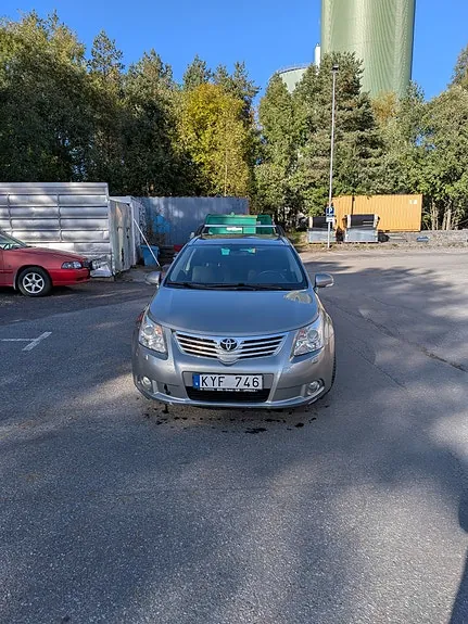 Toyota Avensis 2010 photo 4