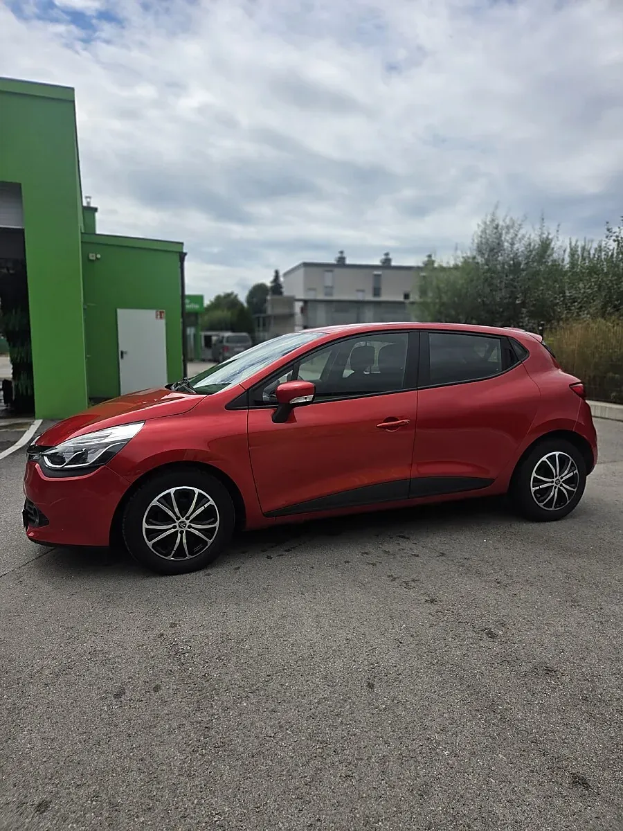 Renault Clio 2013 photo 3