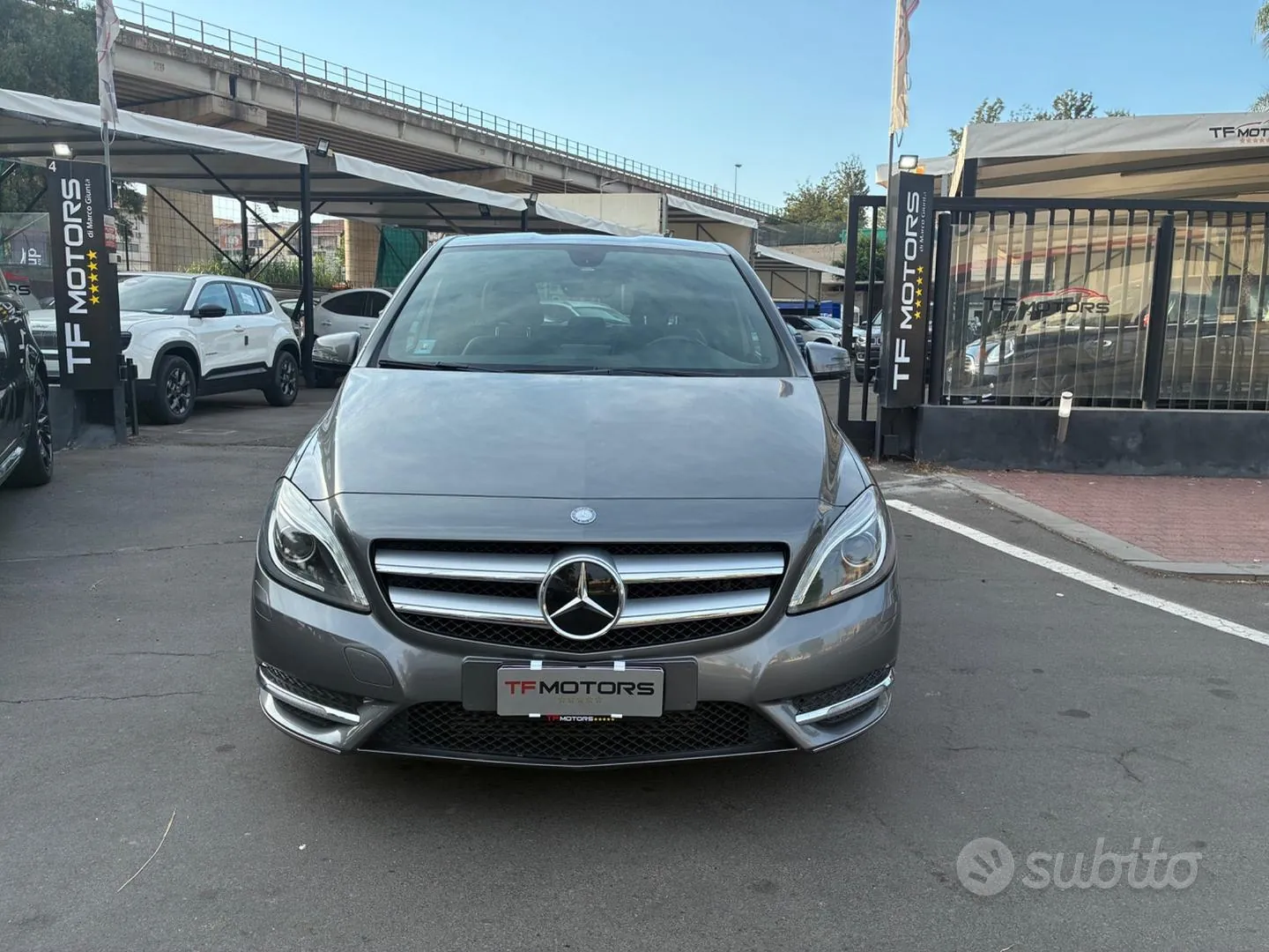Mercedes-Benz B 2012 photo 2