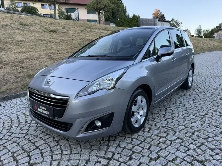 Peugeot 5008 2014 photo 2
