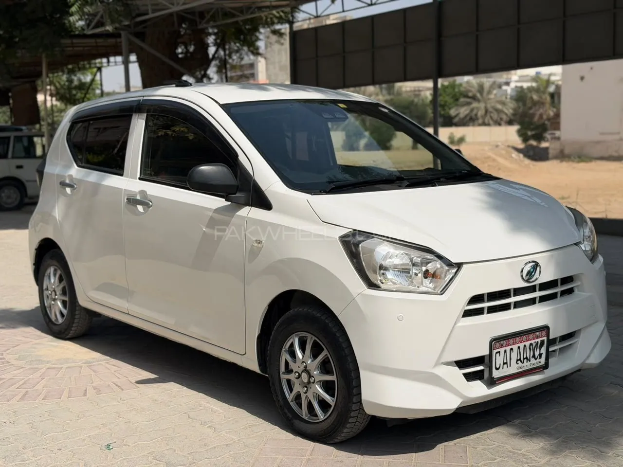 Daihatsu Mira