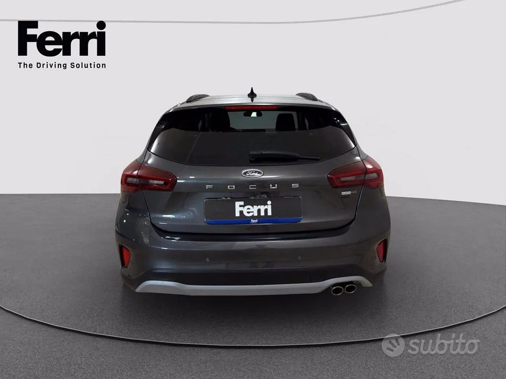 Ford Focus 2023 photo 5