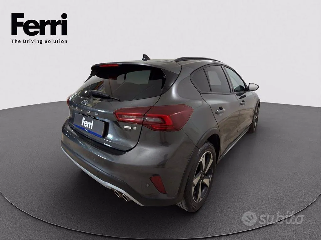 Ford Focus 2023 photo 4