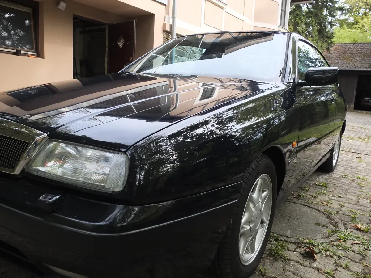 Lancia Kappa 1998 photo 2