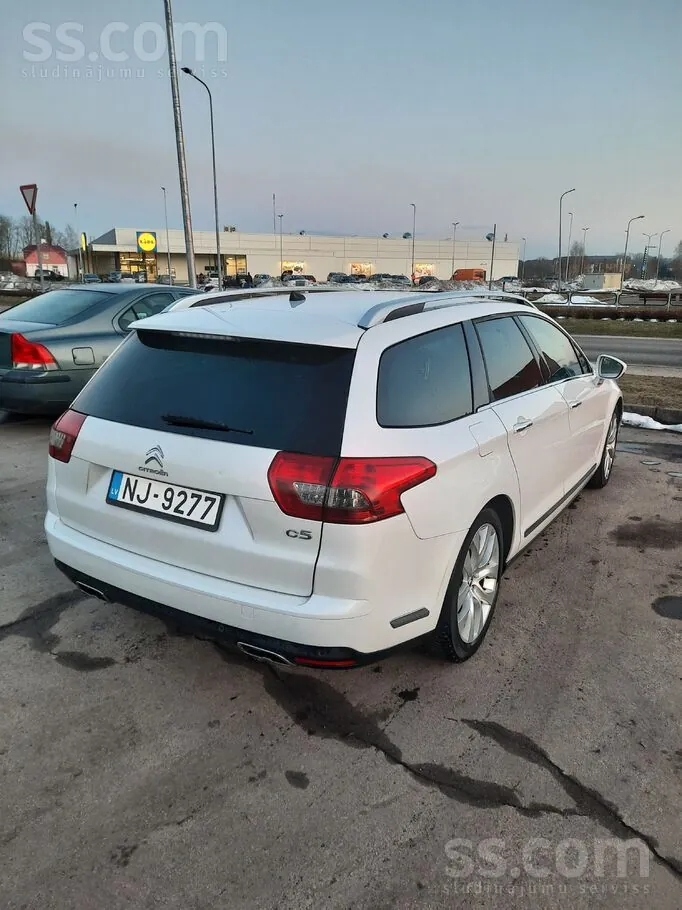 Citroen C5 2013 photo 4