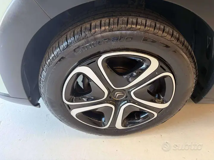 Citroen C3 2017 photo 2