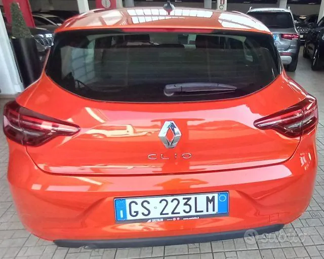 Renault Clio 2023 photo 3