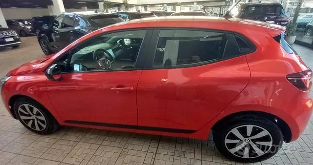 Renault Clio 2023 photo 4