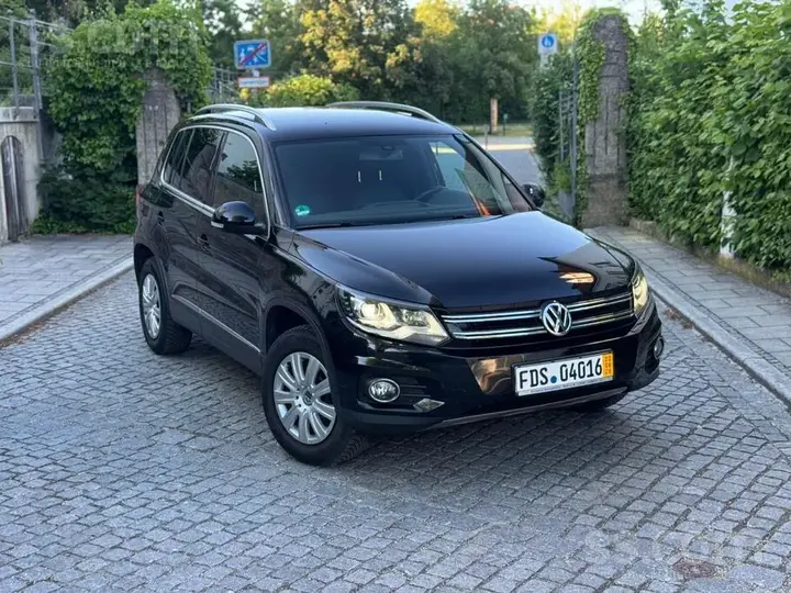 Volkswagen Tiguan 2012 photo 3