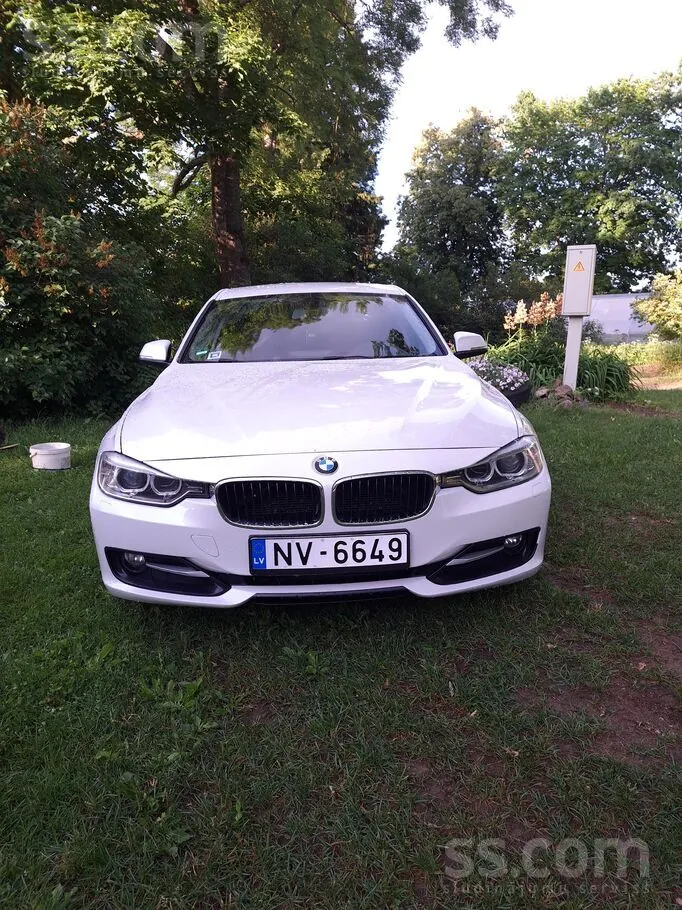 BMW 320 2014 photo 4