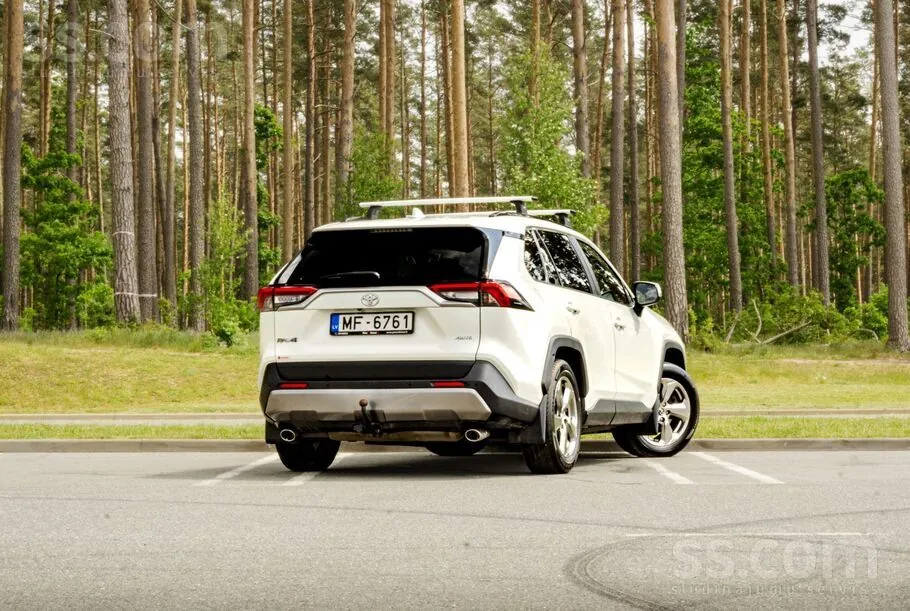 Toyota Rav4 2019 photo 5