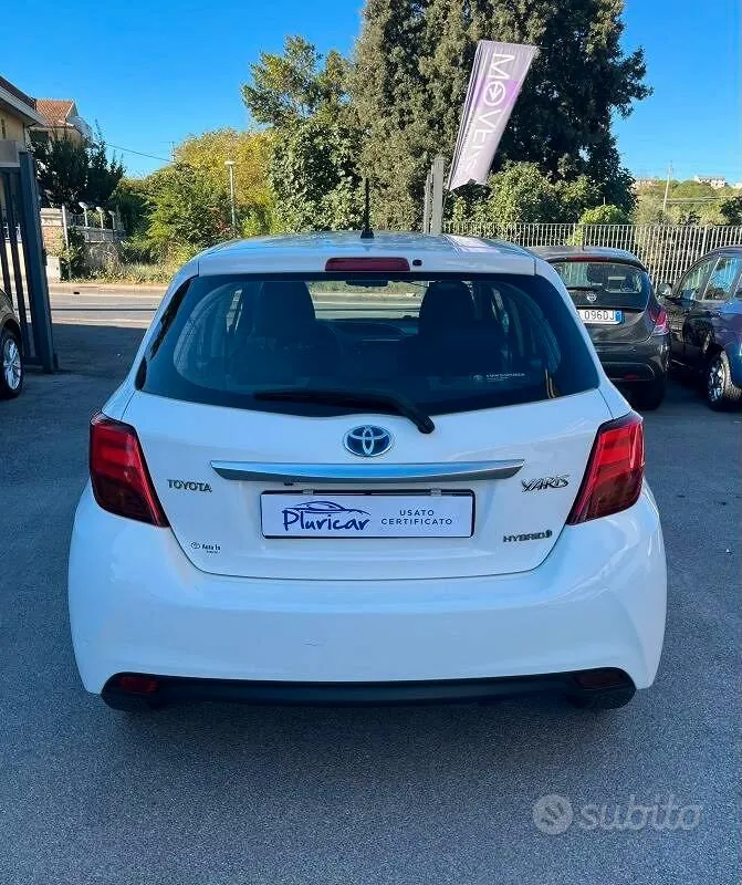 Toyota Yaris 2016 photo 4