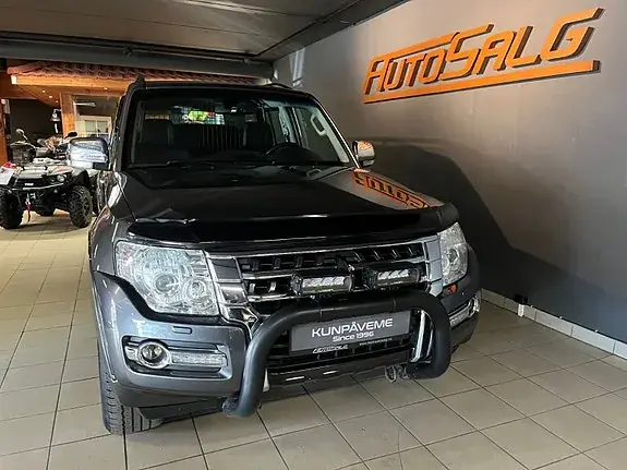 Mitsubishi Pajero 2017 photo 3