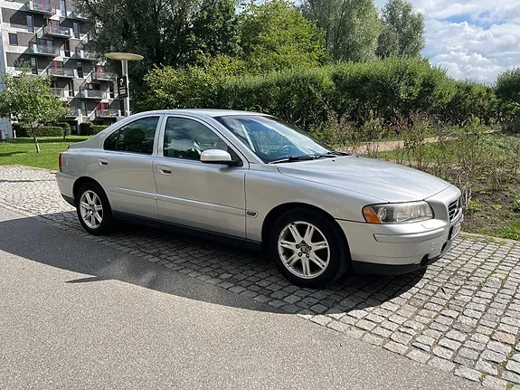 Volvo S60 2005 photo 2