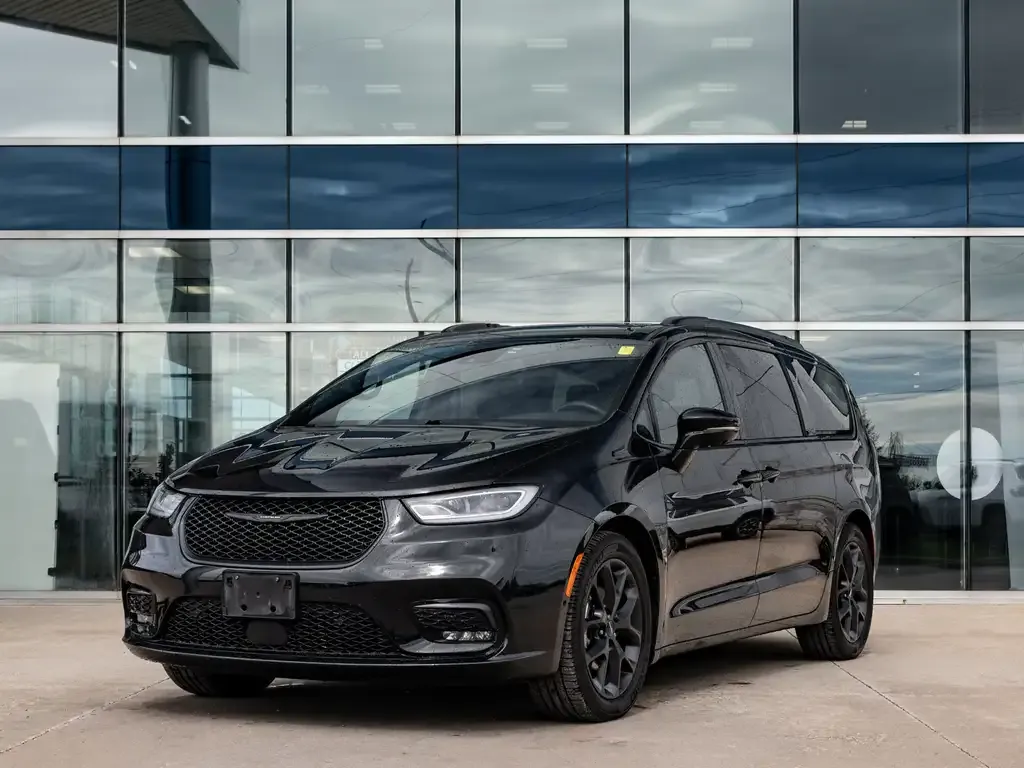 Chrysler Pacifica 2022 photo 2
