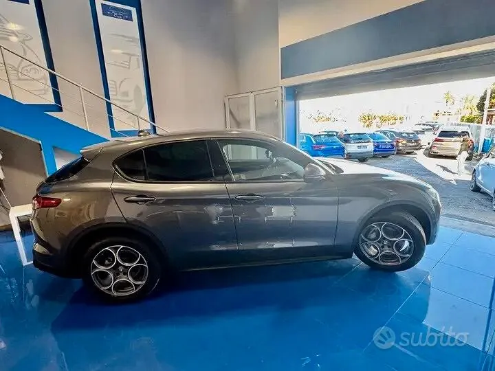 Alfa Romeo Stelvio 2022 photo 4
